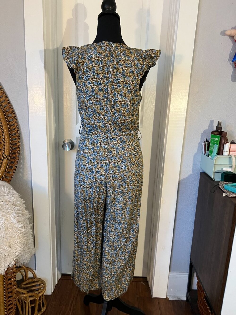 Floral Print Romper - Picture 2 of 4